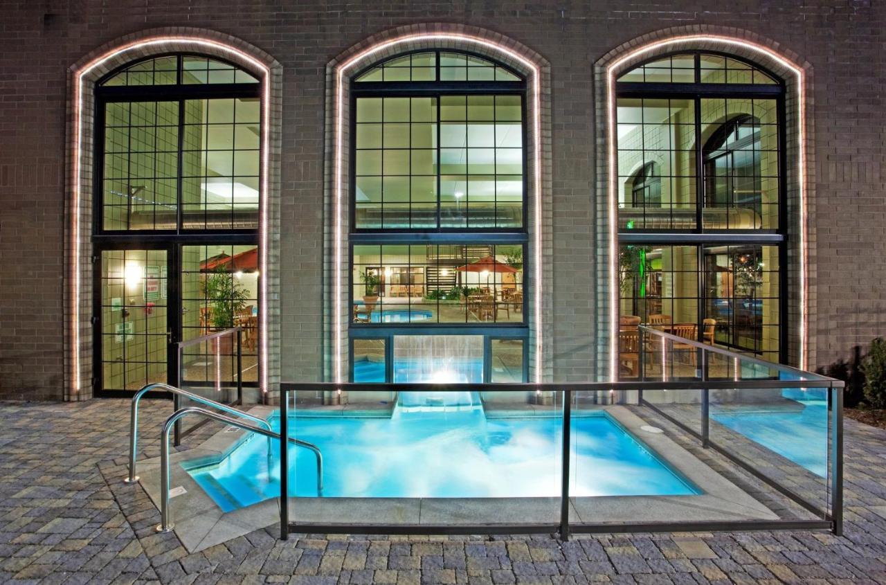 Holiday Inn Midland By Ihg Exterior photo