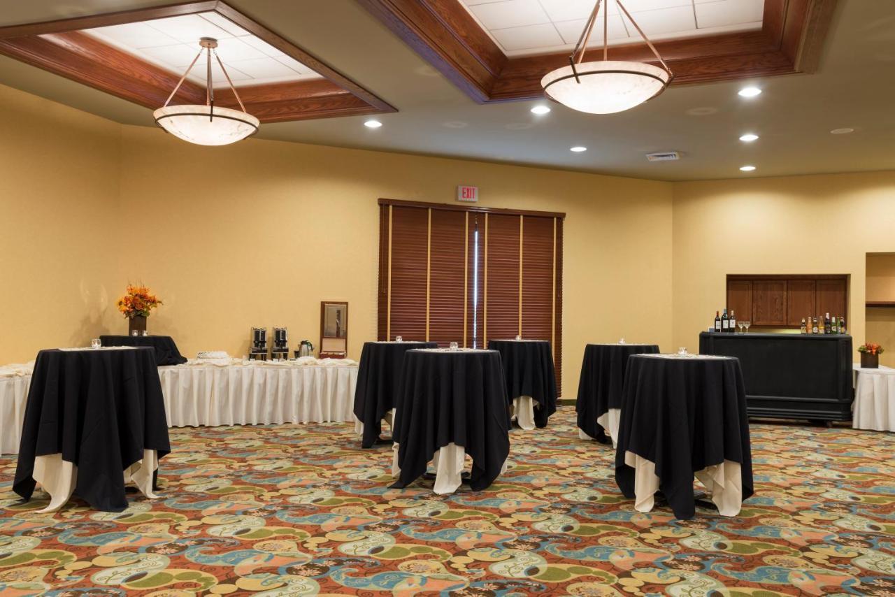 Holiday Inn Midland By Ihg Exterior photo